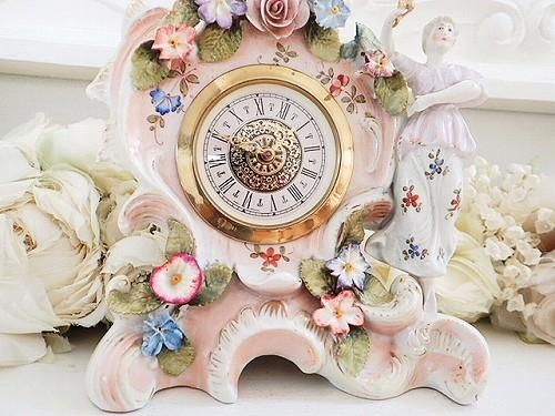 マイセンスタイル レディと薔薇の置き時計 フランスアンティーク イギリスアンティーク バラと天使のアンティーク アンティークショップ Eglantyne エグランティーヌ