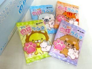 オリオン ワンニャン肉球ラムネ 30個入り 単品参考上代30円 駄菓子の通販 駄菓子とおかしのみせ エワタリ