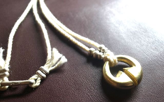 真鍮のウームネックレス