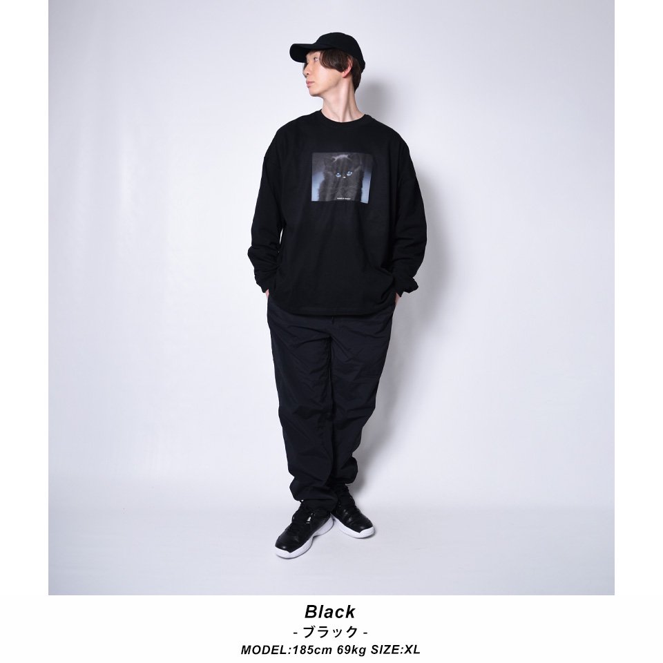 ビッグシルエットロングTシャツ Black Kittenのロゴがおしゃれな