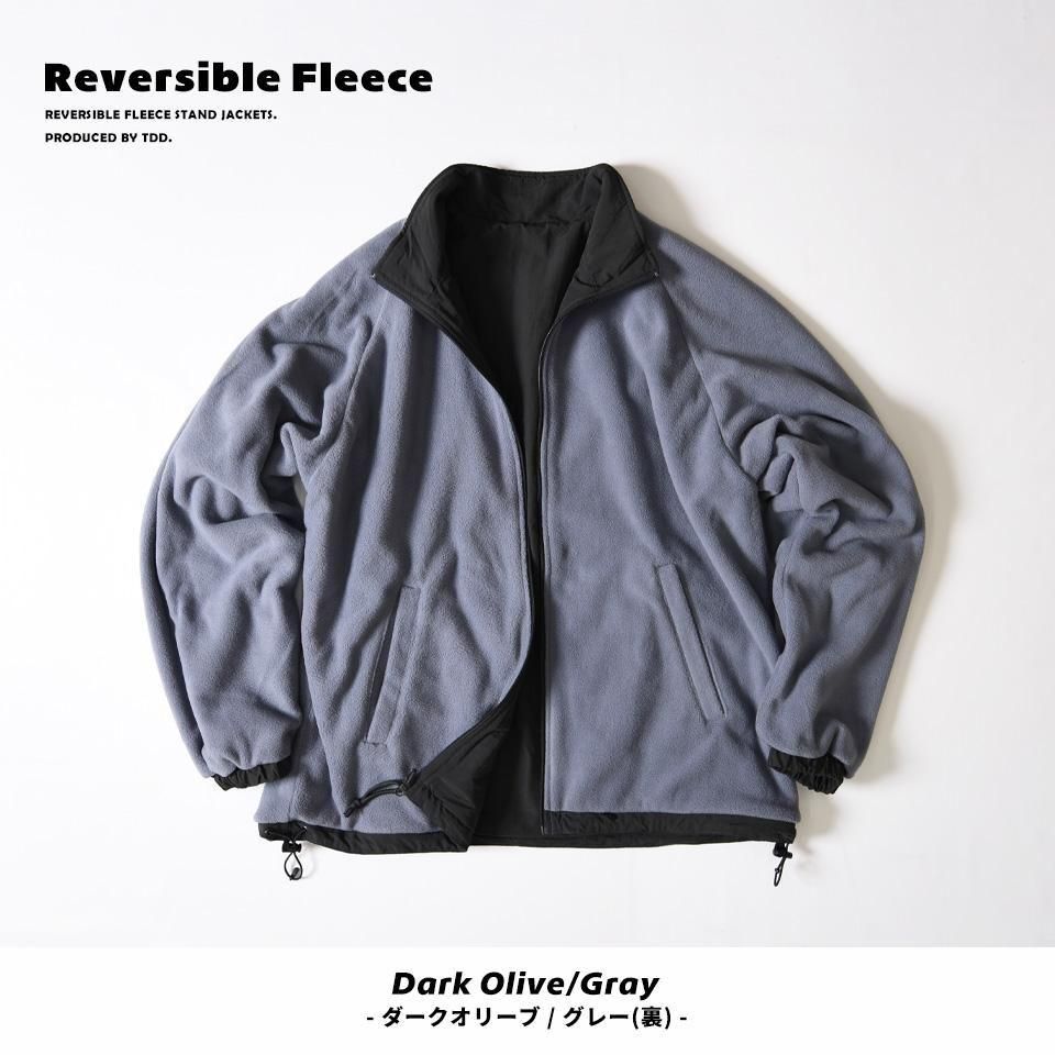 90年代を彷彿とさせるリバーシブルアウター ナイロンジャケット