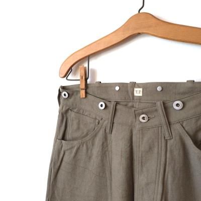 T.T・taiga takahashi】 LOT.209 BUCKLE-BACKED TROUSERS - JAM - 茨城