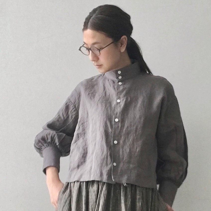 リネン スタンドカラーシャツ SETTO LINEN OKKAKE SHIRT