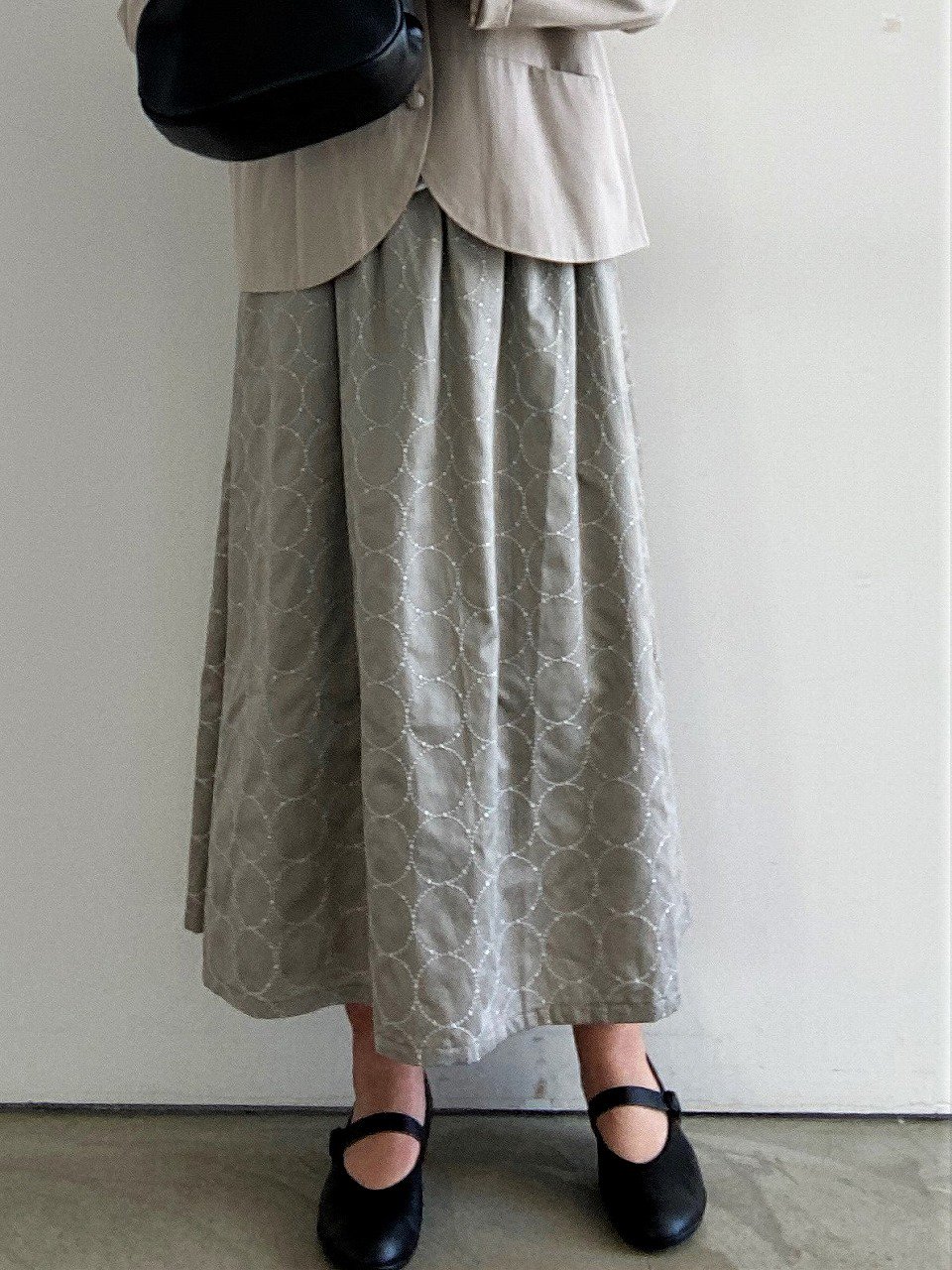 Anne number of OMEKASHI サークル刺繍スカート by tumugu TB21146  HACHITEN,hachiten,ハチテン,はちてん