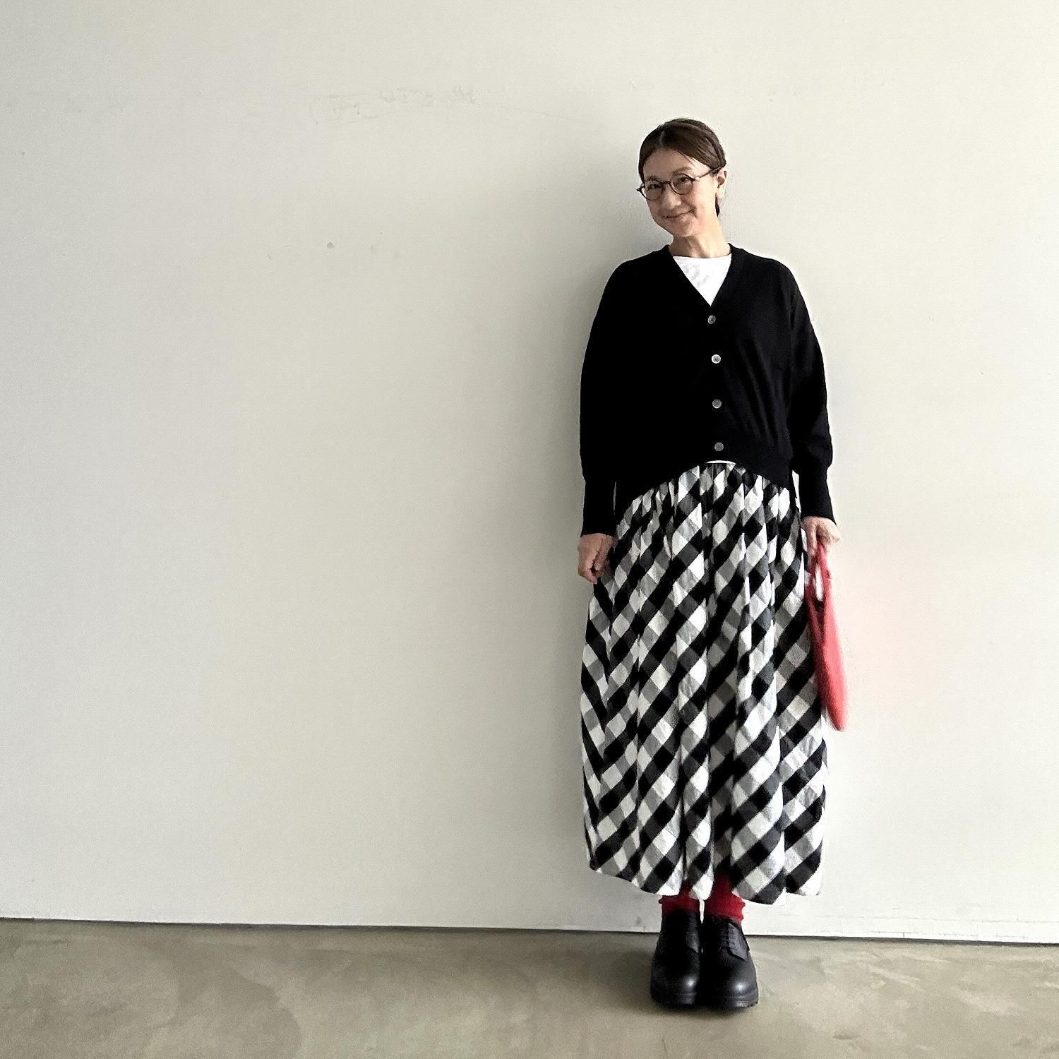 mao made バックふりふりフリルVネックカーディガン 521125