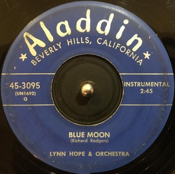 BLUE MOON / Lyn hope