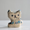 <img class='new_mark_img1' src='https://img.shop-pro.jp/img/new/icons48.gif' style='border:none;display:inline;margin:0px;padding:0px;width:auto;' />ceramics by Jenni Tuominen - Small Cat (blue spots) 2017
