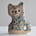 <img class='new_mark_img1' src='https://img.shop-pro.jp/img/new/icons48.gif' style='border:none;display:inline;margin:0px;padding:0px;width:auto;' />ceramics by Jenni Tuominen - Large Cat (blue spots) 2017