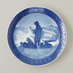 <img class='new_mark_img1' src='https://img.shop-pro.jp/img/new/icons48.gif' style='border:none;display:inline;margin:0px;padding:0px;width:auto;' />Royal Copenhagen [ 1978 ] Christmas plate