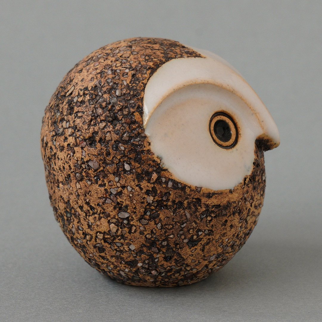 ARABIA / Kaarina Aho - Ceramic Owl (B) - マルカ・オンラインショップへようこそ。2007年より北欧 のヴィンテージテーブルウェアと北欧雑貨を販売している通販サイトです。神戸・北野に実店舗がございます。