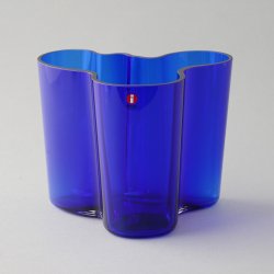 <img class='new_mark_img1' src='https://img.shop-pro.jp/img/new/icons1.gif' style='border:none;display:inline;margin:0px;padding:0px;width:auto;' />iittala / Alvar Aalto [ Alvar Aalto Collection ] Vase (120mm/cobalt blue)