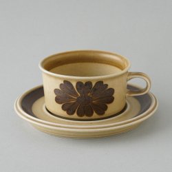 ARABIA / Olga Osol [ Tunturi ] teacup & saucer