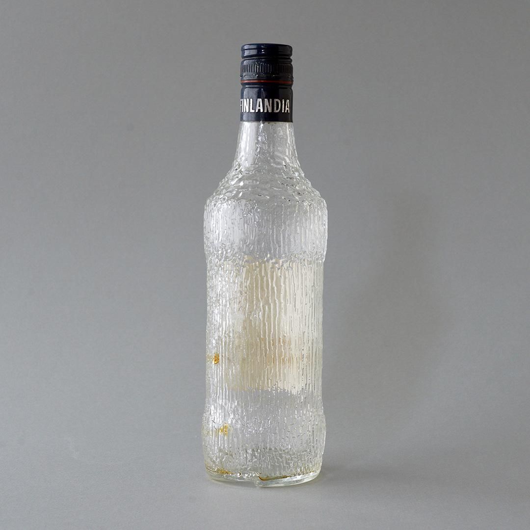 Finlandia Vodka / Tapio Wirkkala - bottle (500ml) - マルカ Finlandia Vodka / Tapio Wirkkala - bottle (500ml) - マルカ