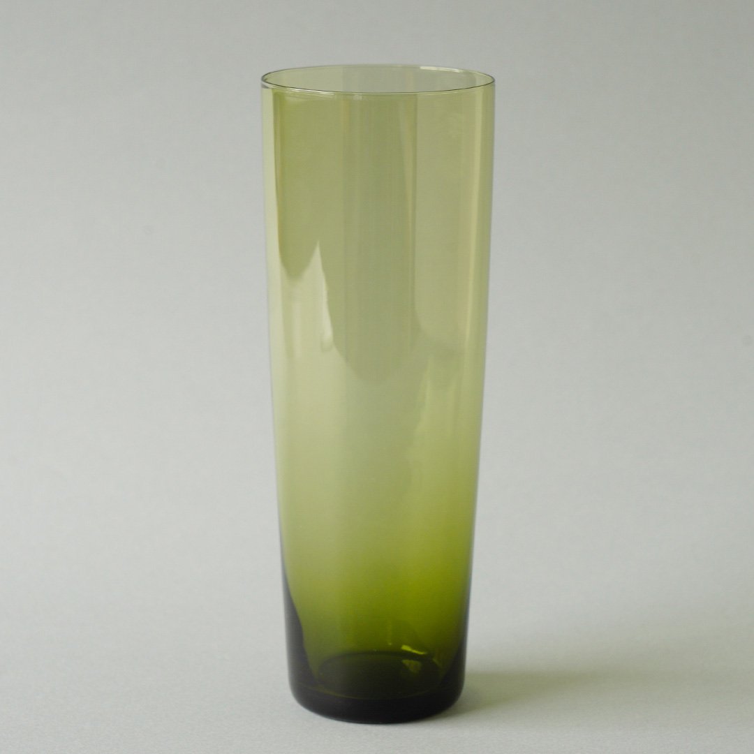 iittala / Tapio Wirkkala [ Mehulasi #2204 ] Juice Glass (green) -  マルカ・オンラインショップへようこそ。2007年より北欧のヴィンテージテーブルウェアと北欧雑貨を販売している通販サイトです。神戸・北野に実店舗がございます。