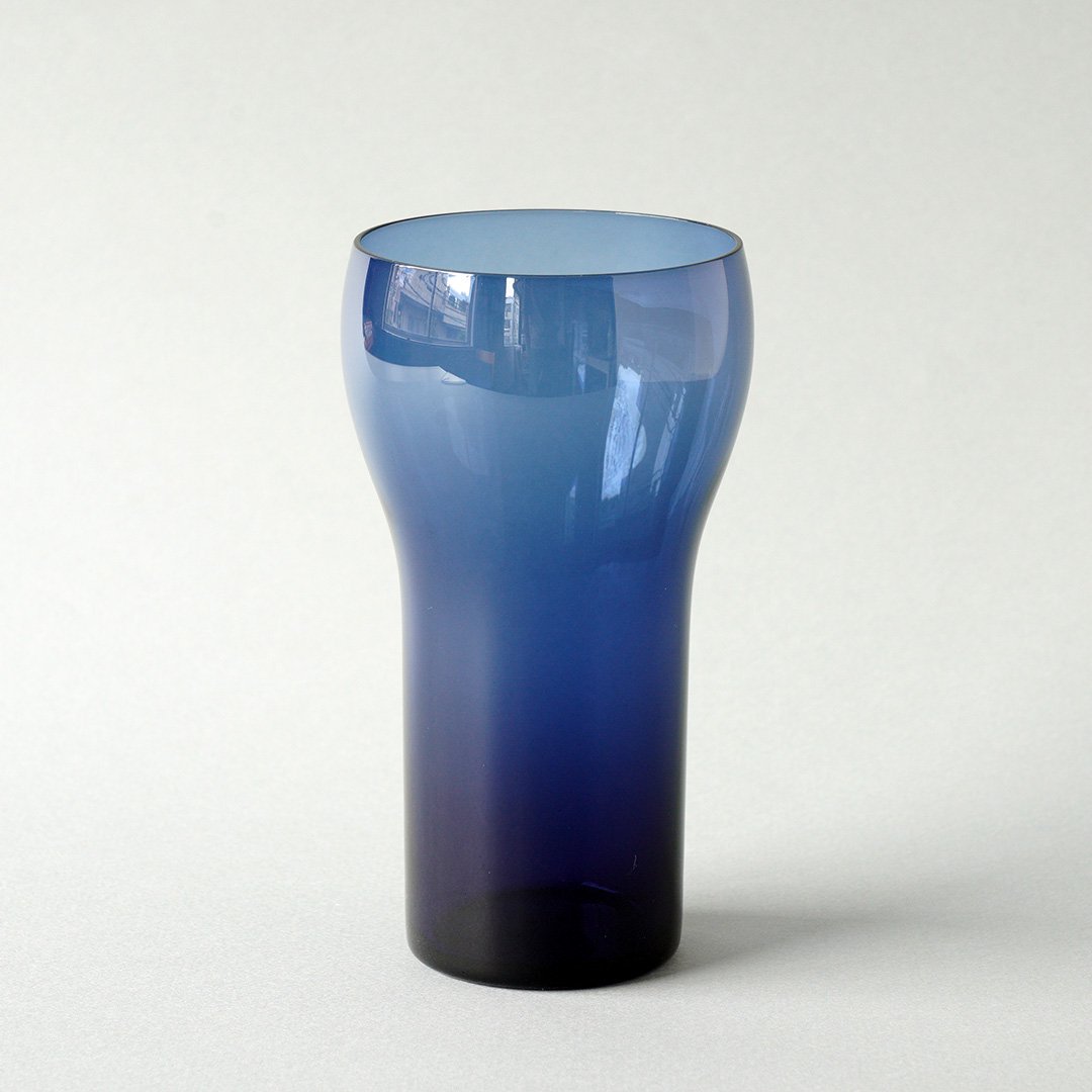 Nuutajarvi / Kaj Franck [ #1733 ] tumbler (blue) -  マルカ・オンラインショップへようこそ。2007年より北欧のヴィンテージテーブルウェアと北欧雑貨を販売している通販サイトです。神戸・北野に実店舗がございます。