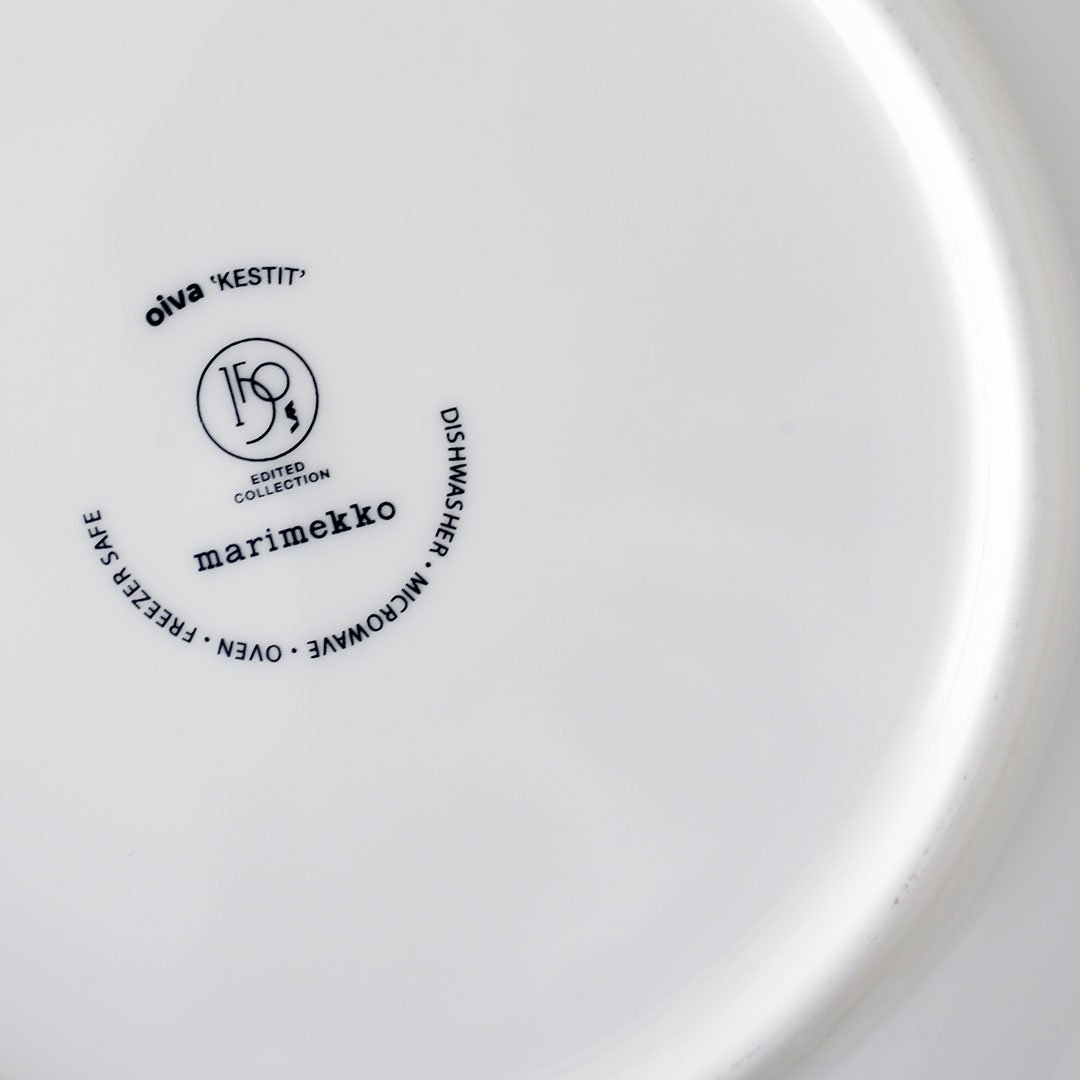 marimekko [ Kestit - Stockmann 150 years - 2012 ] 20cm plate -  マルカ・オンラインショップへようこそ。2007年より北欧のヴィンテージテーブルウェアと北欧雑貨を販売している通販サイトです。神戸・北野に実店舗がございます。