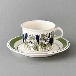 ARABIA / Esteri Tomula [ Krokus green ] teacup & saucer