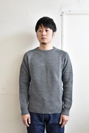 Vincent et Mireille（ヴァンソン エ ミレイユ）クルーネックセーター