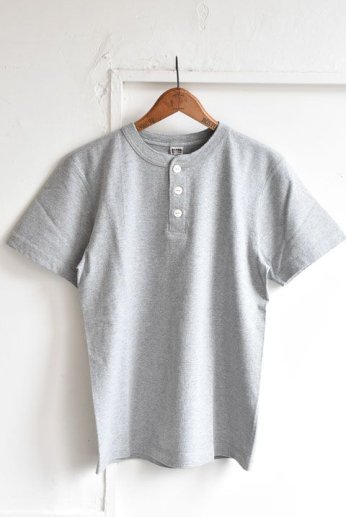 BARNS OUTFITTERS（バーンズアウトフィッターズ）COZUN S/S SOLID HENLEY グレー