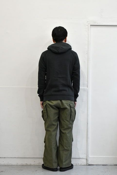 BARNS OUTFITTERS（バーンズアウトフィッターズ） TSURIAMI PULL PARKA ブラック - ZABOU