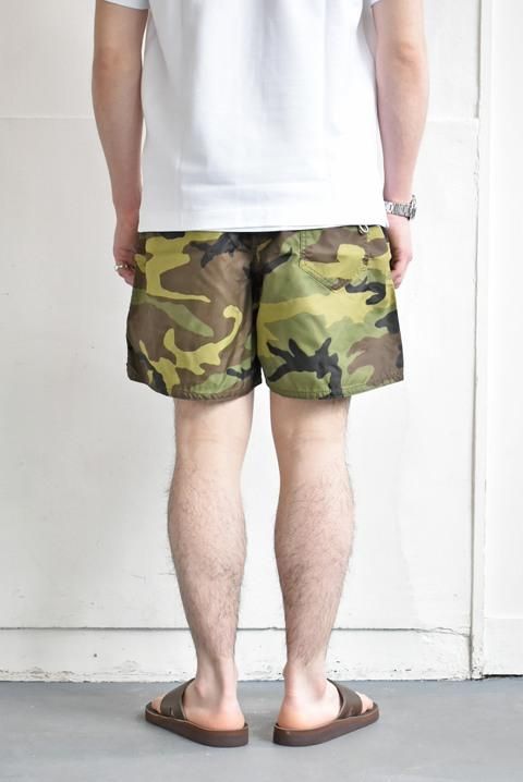 美品】BIRDWELL Poolside Vintage Camo Lサイズ-eastgate.mk