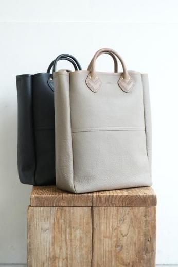 SLOWCOʥ Shrink-2way tote bag M