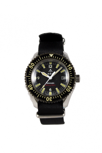 <img class='new_mark_img1' src='https://img.shop-pro.jp/img/new/icons13.gif' style='border:none;display:inline;margin:0px;padding:0px;width:auto;' />Naval WatchʥʥХ å MILITARY WATCH  MIL.-05 B SV/BK Automatic ROYAL Military Diver TYPE