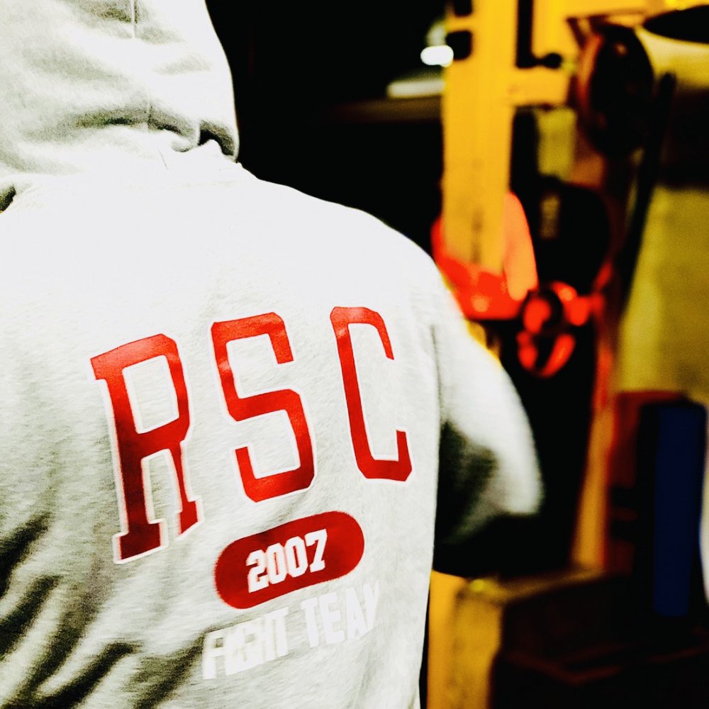 RSC”FIGHT TEAM ” スウェット ジップアップパーカー（全３色） - rscproducts OFFICIAL ONLINE STORE