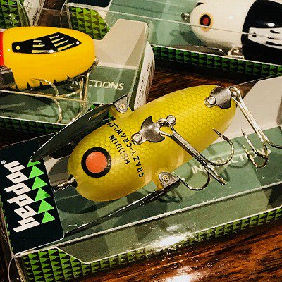 Heddon / へドン 【 CRAZY CRAWLER / クレイジークローラー スミス ファクトリーカラー 】 #L -  釣り具の松屋ネットショップ ルアー通販/バス釣り/トラウトフィッシング/渓流ベイト/ロッド/リール/ワーム/フライフィッシング