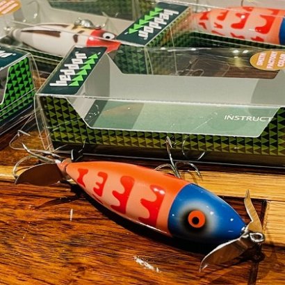 Heddon/へドン 【Wounded Spook X9140/ウンデッドスプーク スミスファクトリーカラー】 #SMBH (カリペラ/ヒネリペラ)  - 釣り具の松屋ネットショップ ルアー通販/バス釣り/トラウトフィッシング/渓流ベイト/ロッド/リール/ワーム/フライフィッシング