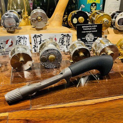 ブライトリバー/Brightliver 【リバーマスターグリップ/LIVER MASTER GRIP】  #アンティークメタルフィニッシュ/各種ラバーグリップ (SS黒ラバー & 黒ラバーガン) - 釣り具の松屋ネットショップ ...