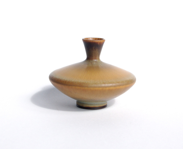 Berndt Friberg/ Gustavsberg/Vase/Light Brown