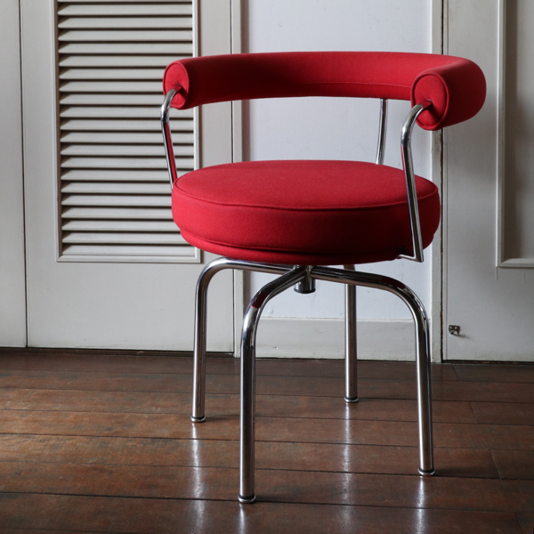 Charlotte Perriand / cassina / 