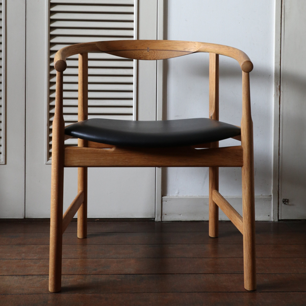 Hans J. Wegner / Arm Chair 