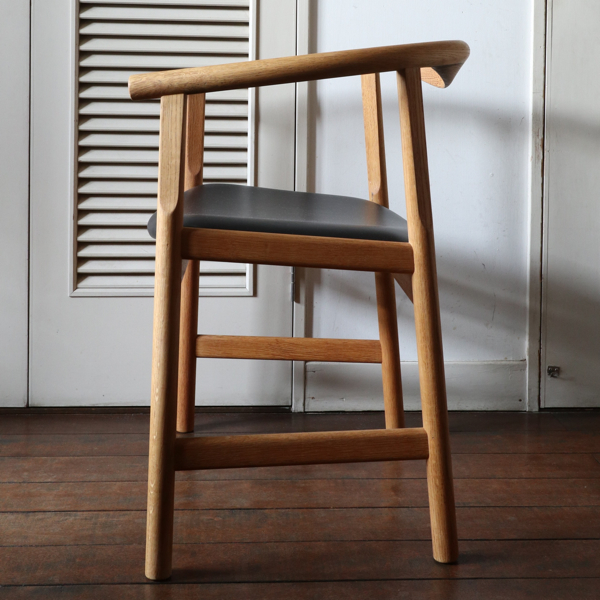 Hans J. Wegner / Arm Chair 