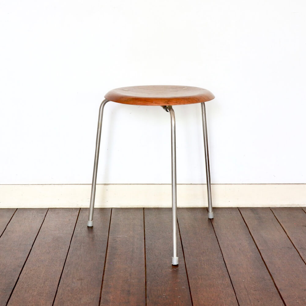 Fritz Hansen /Arne Jacobsen / Dot Stool / TEAK