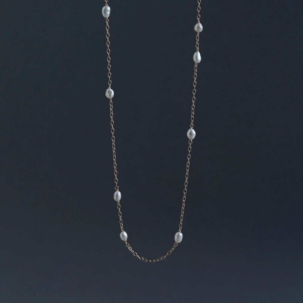 SOURCE objects/Random Keshi Pearl Necklace/LONG