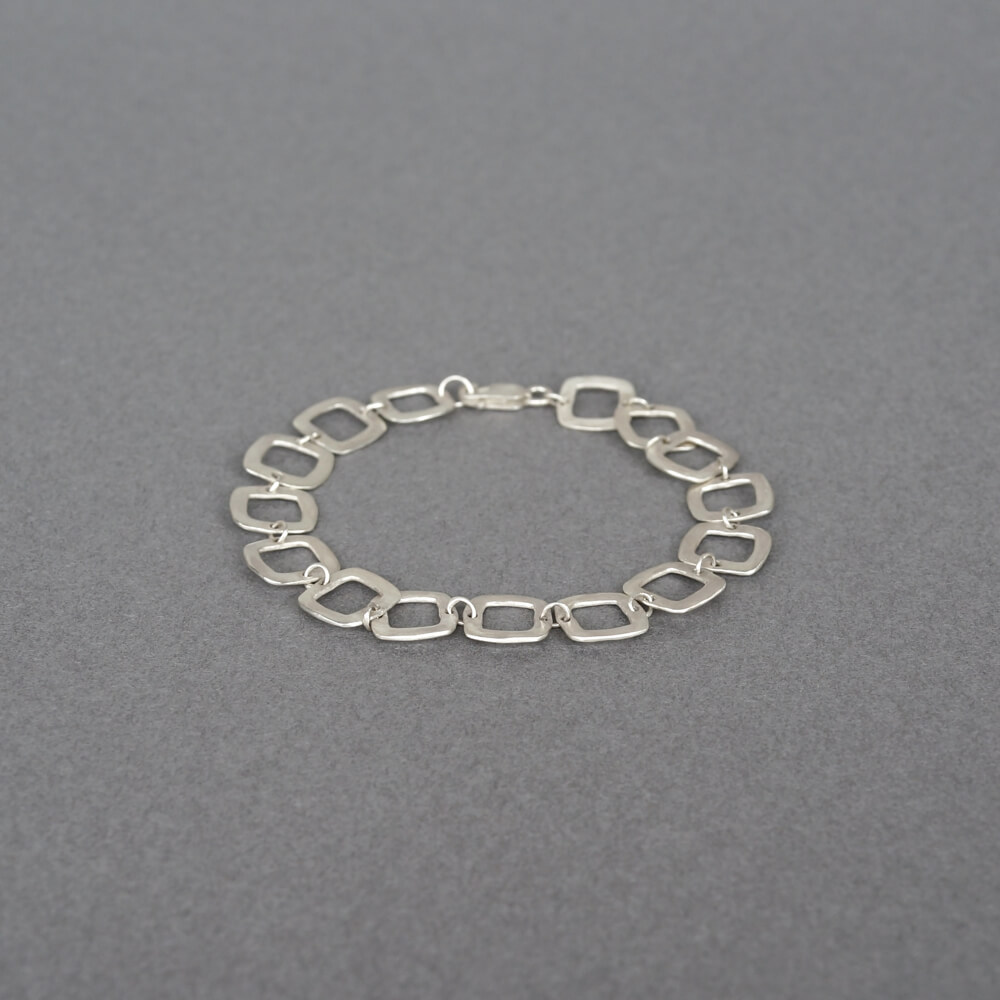 Melanie Decourcey/silver squared bracelet