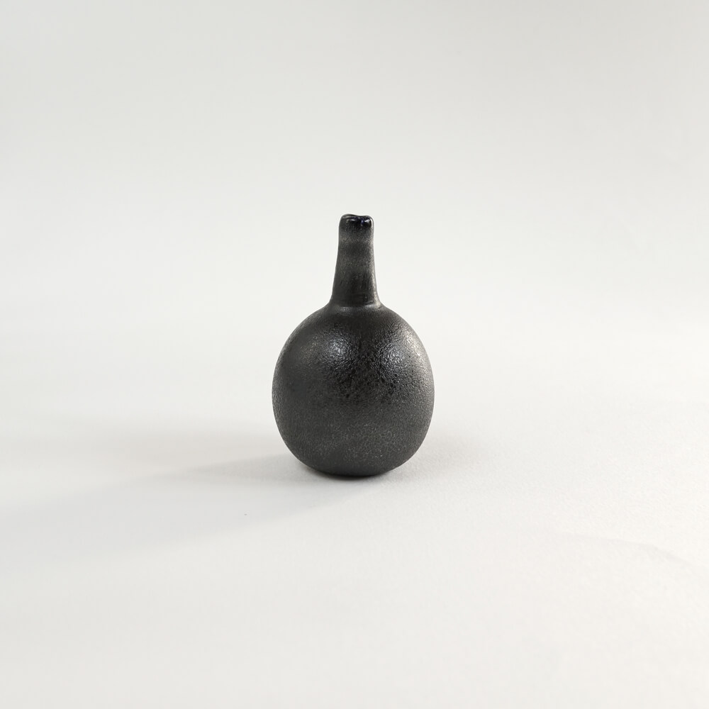 Oiva Toikka / Nuutajarvi / Small Vase_Black