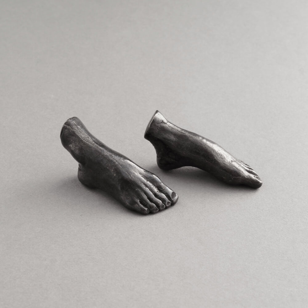 Anne Ricketts / Miniature Feet - Straight