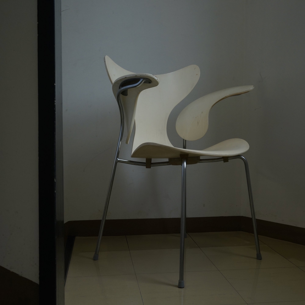 Arne Jacobsen/ Fritz Hansen/Arm Chair #3208 Arne Jacobsen/ Fritz Hansen/Arm Chair #3208