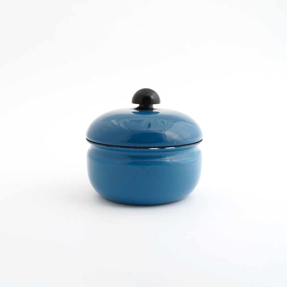 Carl Aubock / Enamel pot with lid