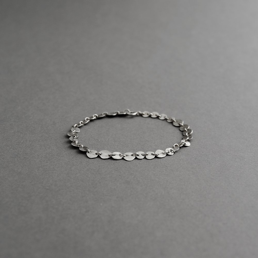 Melanie Decourcey/Silver free style small disc Bracelet