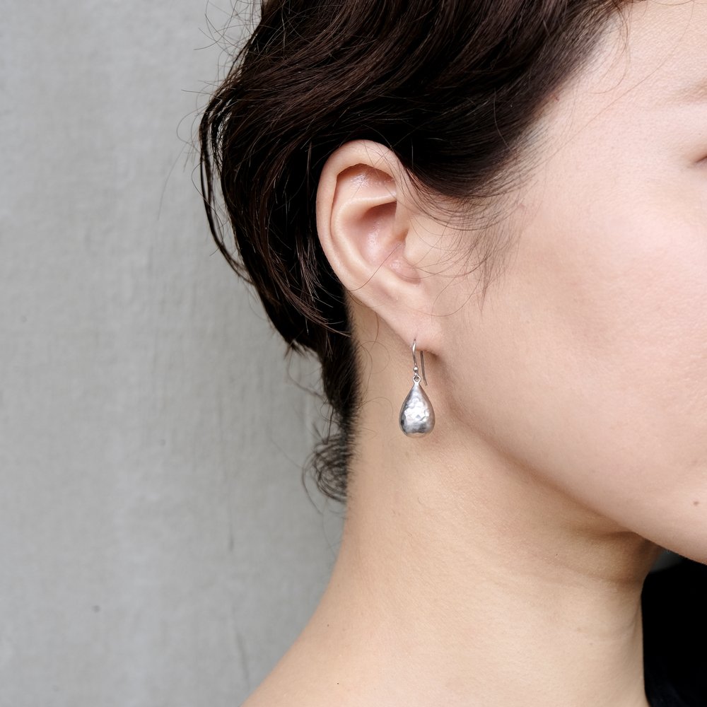 Tej Kothari/Large Silver Drop Earrings - organ-online.com