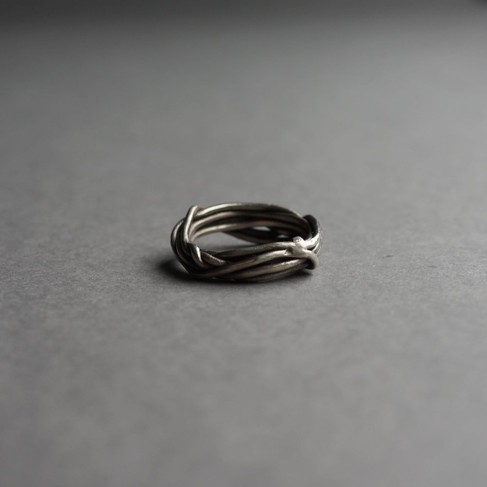 Melanie Decourcey / Multi-wire silver ring