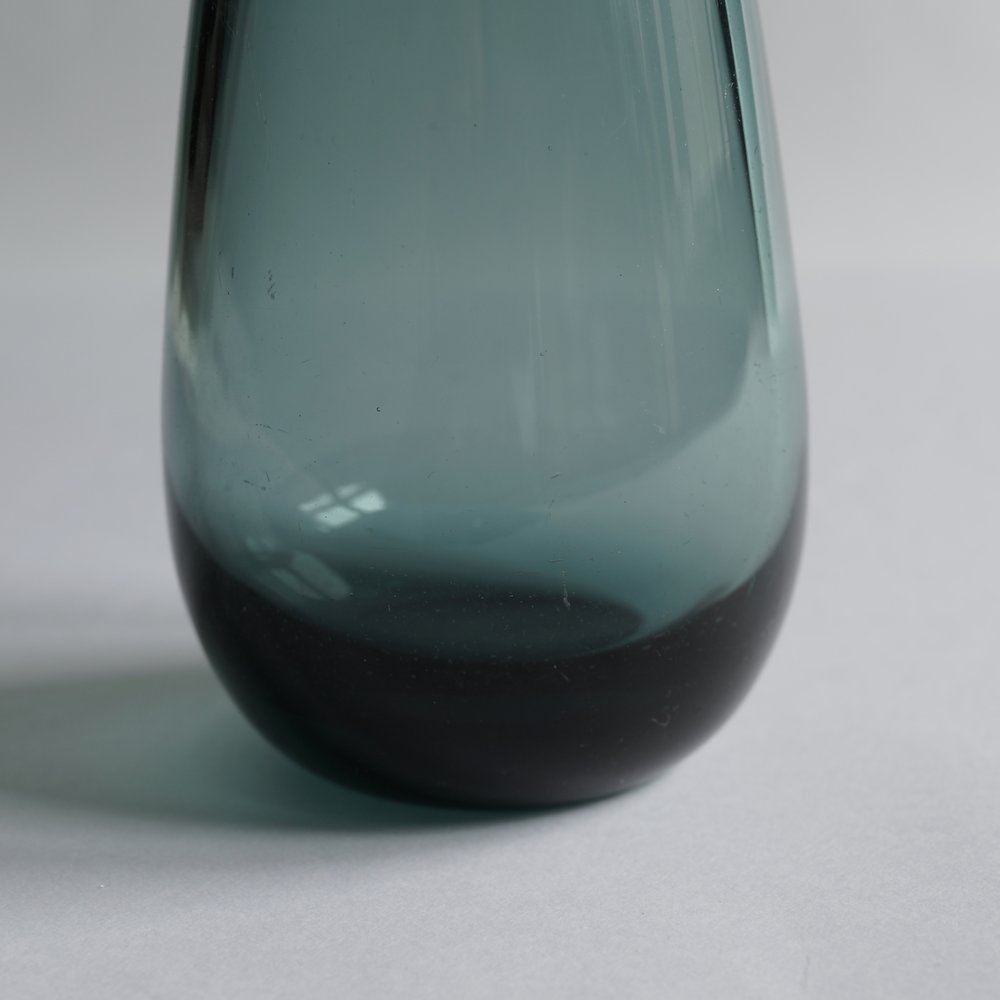 Wilhelm Wagenfeld / WMF / Glass Vase トルペード型