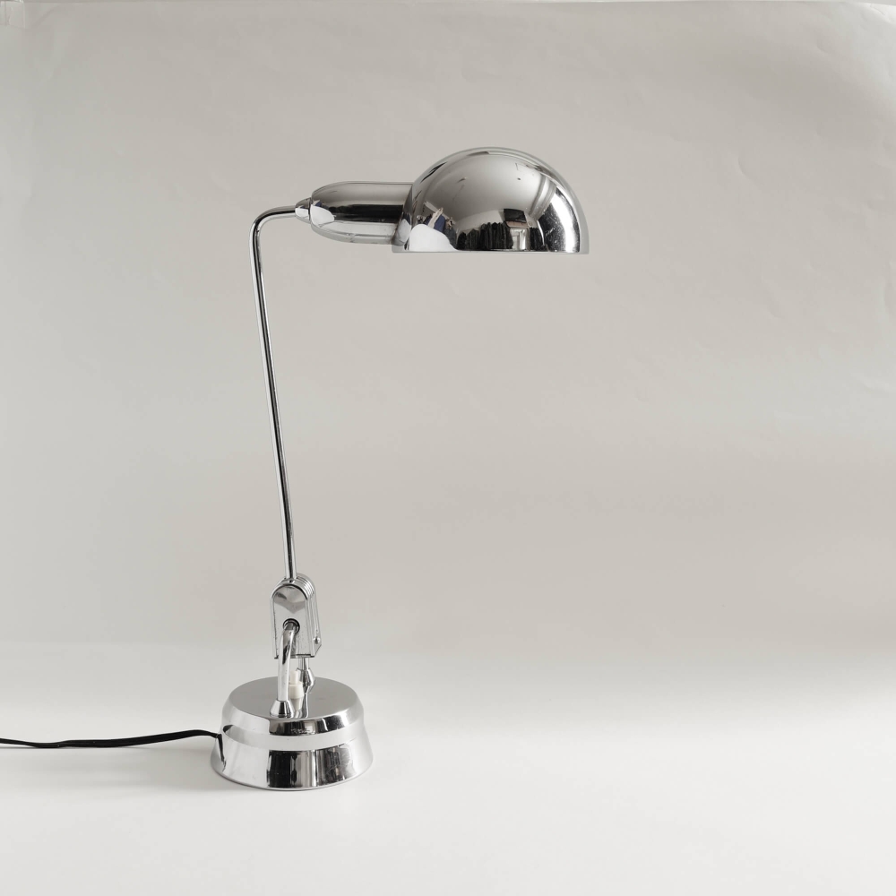 Jumo/Desk Lamp selected by Charlotte Perriand - organ-online.com