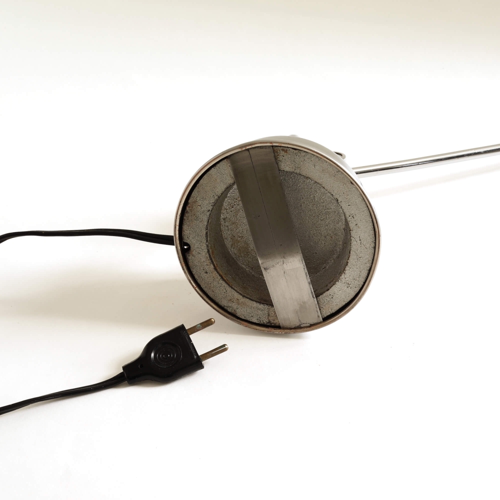 Jumo/Desk Lamp selected by Charlotte Perriand - organ-online.com