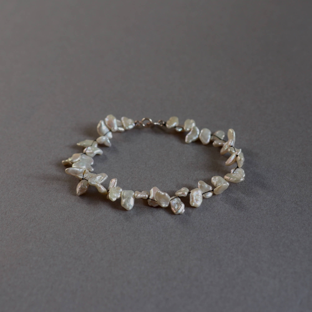 Melanie Decourcey/ Keshi pearl DNA bracelet