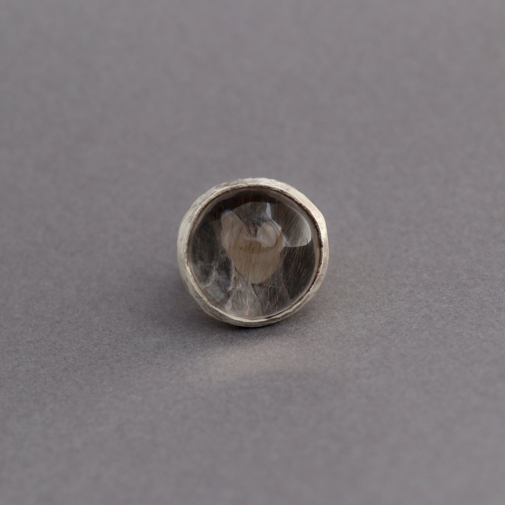 Melanie Decourcey / textured silver ring with big round smoky quartz & heart shape
